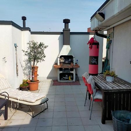 The Rooftop Pero Bagian luar foto